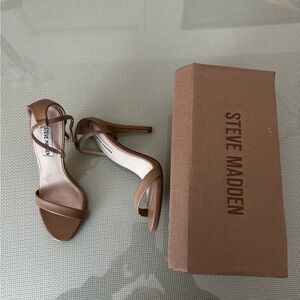 Steve Madden Stecy wafer size 7 nude